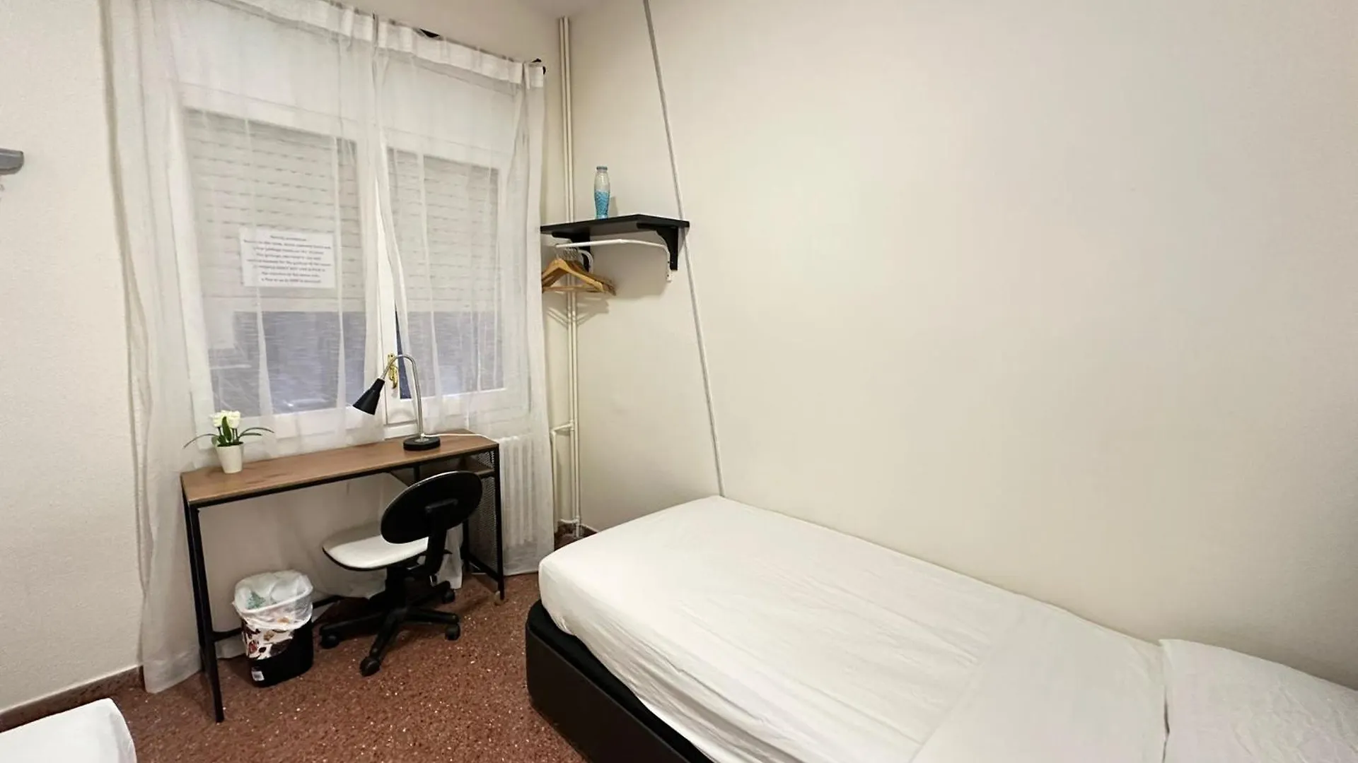 Rooms Vilaproma Barcelona Bed & Breakfast