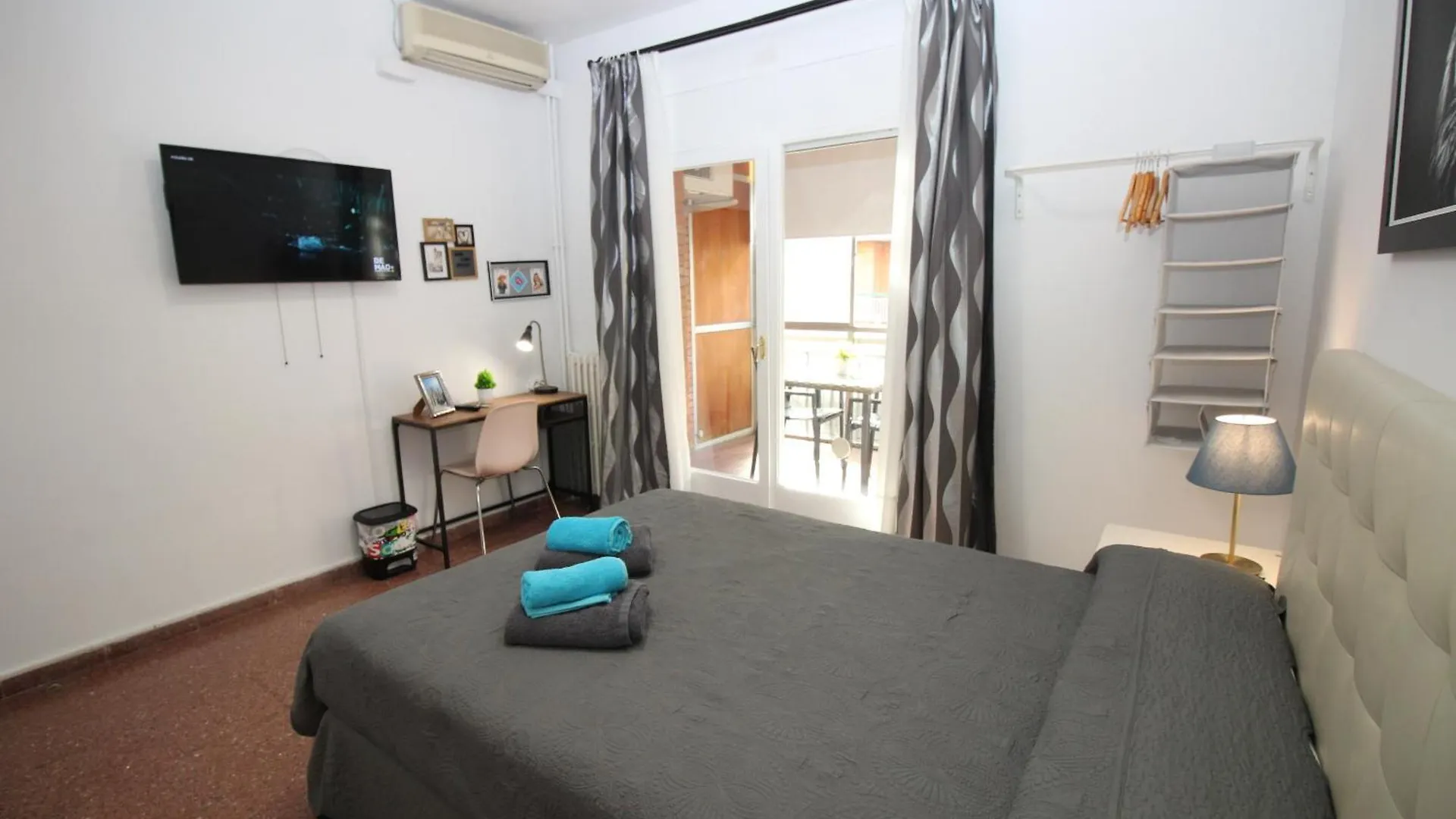 Bed & Breakfast Rooms Vilaproma Barcelona